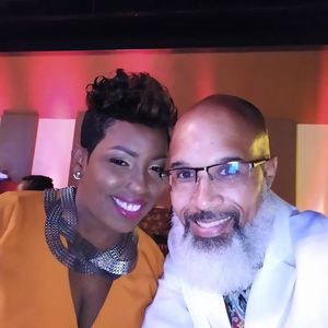 Meet your Posher, Felecia